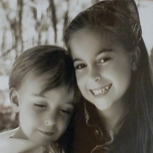 Meet Your Posher - Picture 2 of 6